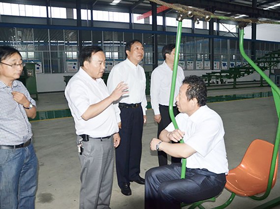 中國(guó)煤炭機(jī)械工業(yè)協(xié)會(huì)理事長(zhǎng)張勇蒞臨我公司檢查、指導(dǎo)工作